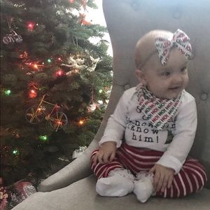 Hand Made Bibdanas, Bows, and Teethers